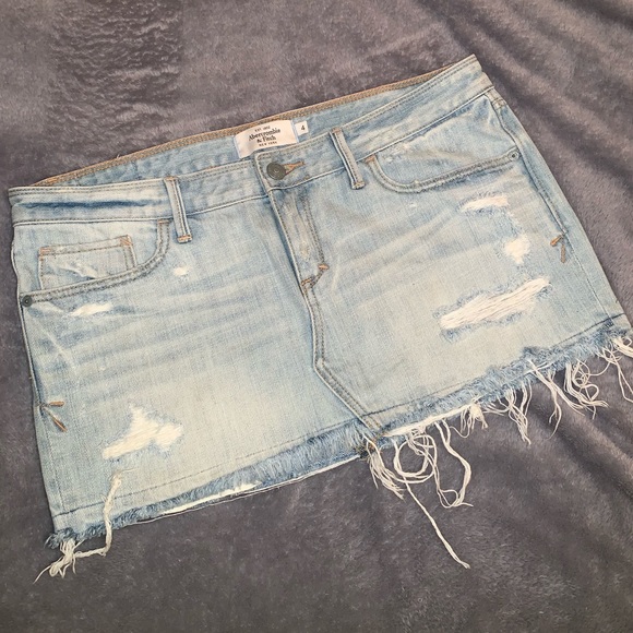 A&F denim mini skirt - Picture 6 of 7